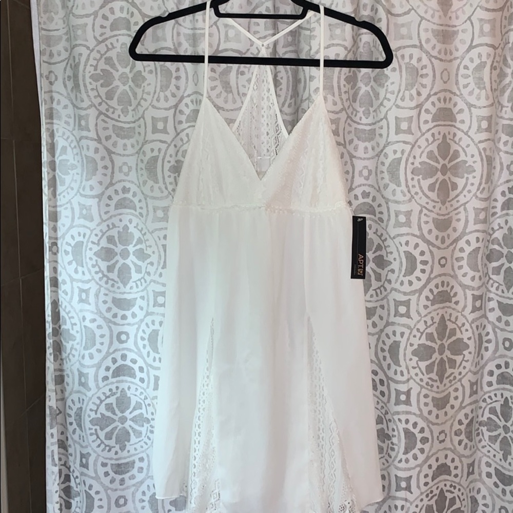White lace nighty
